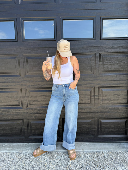 90s Cuffed Jeans Light Wash