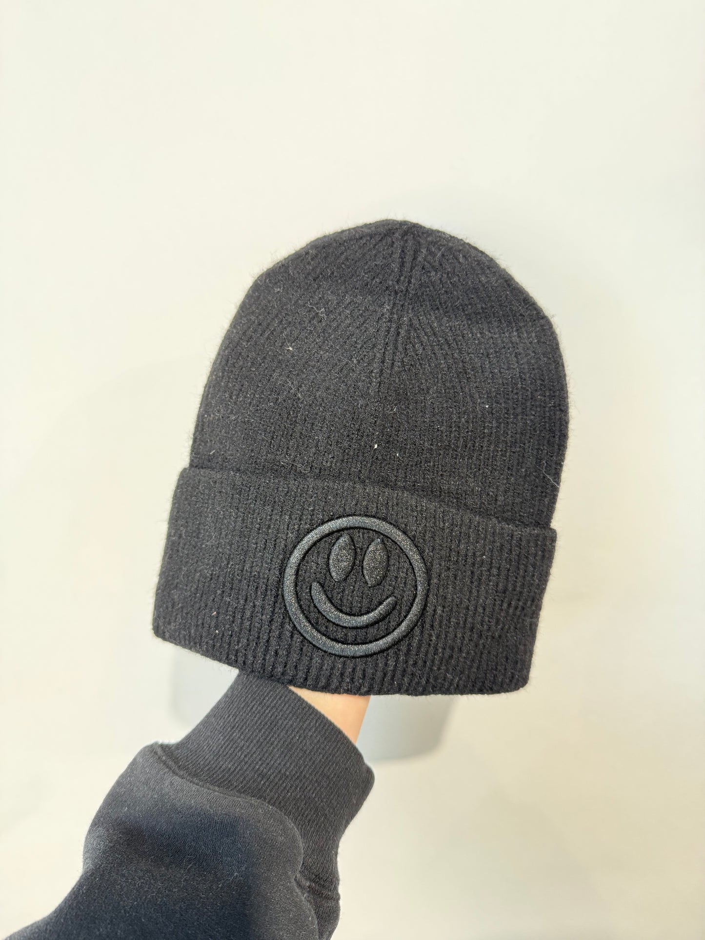 Smiley Beanie Black