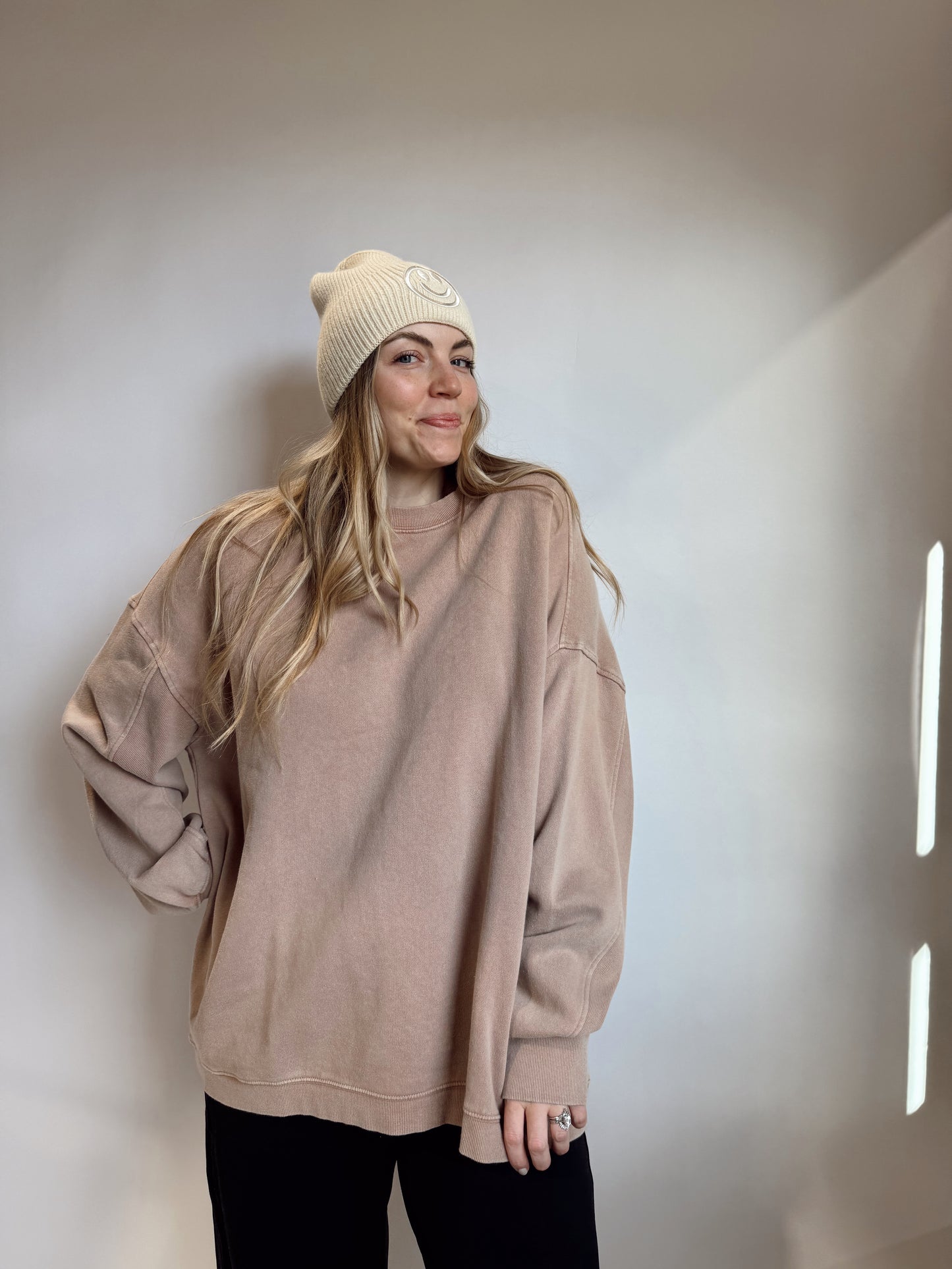 Homebody Crewneck Taupe