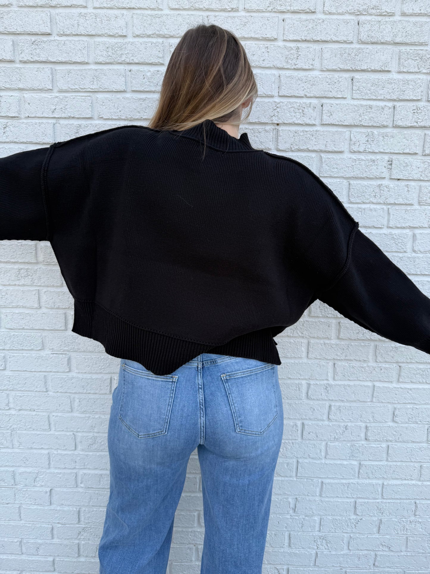 Willow Crop Sweater Black