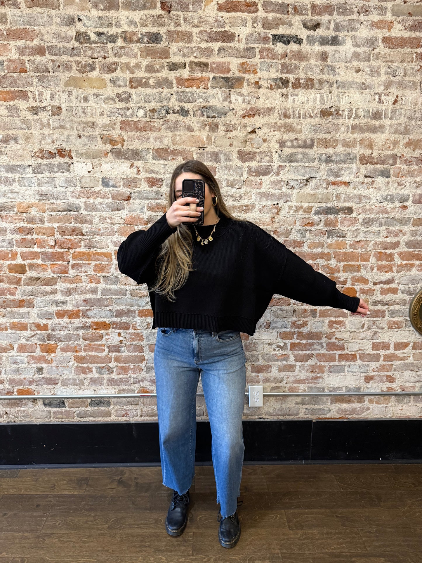 Willow Crop Sweater Black