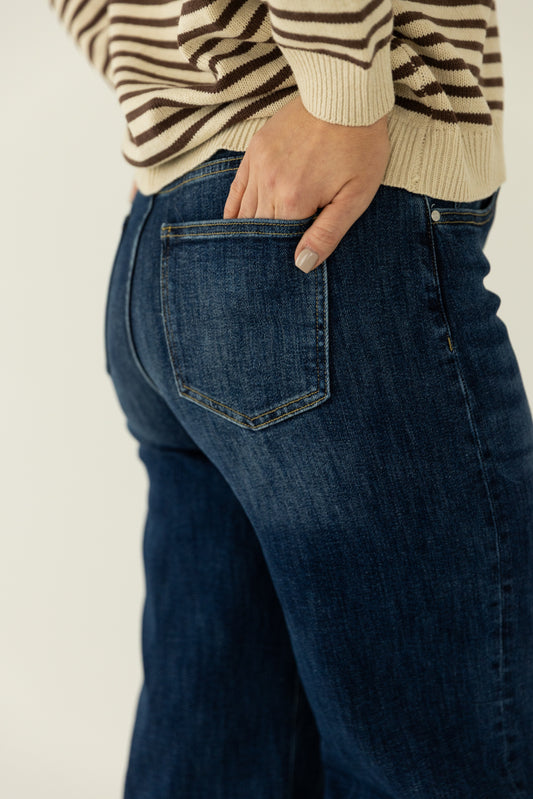 90s Cuffed Jeans Dark Wash