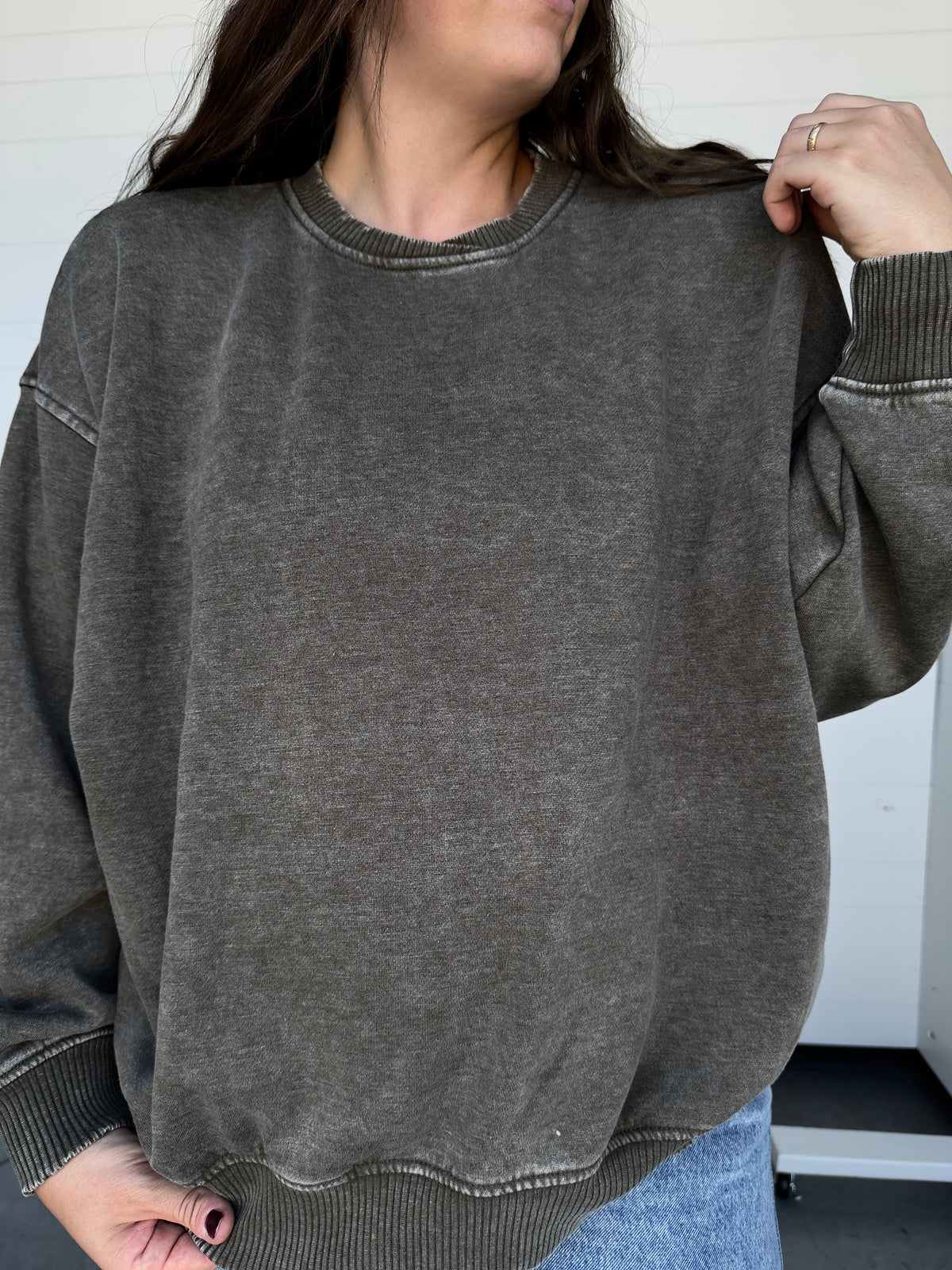 Carter Crewneck Olive